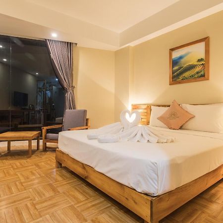 Golden Daisy Hotel Фу Куок Екстериор снимка