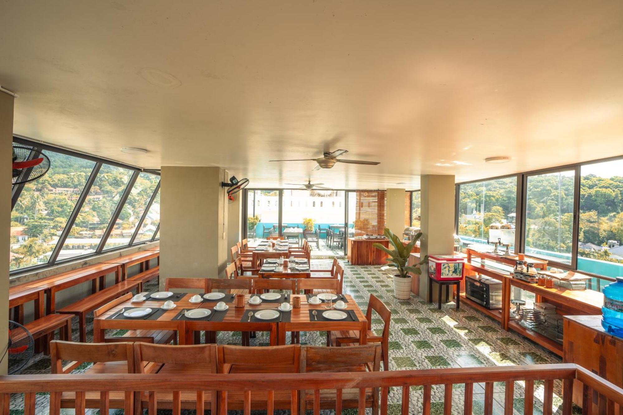 Golden Daisy Hotel Фу Куок Екстериор снимка